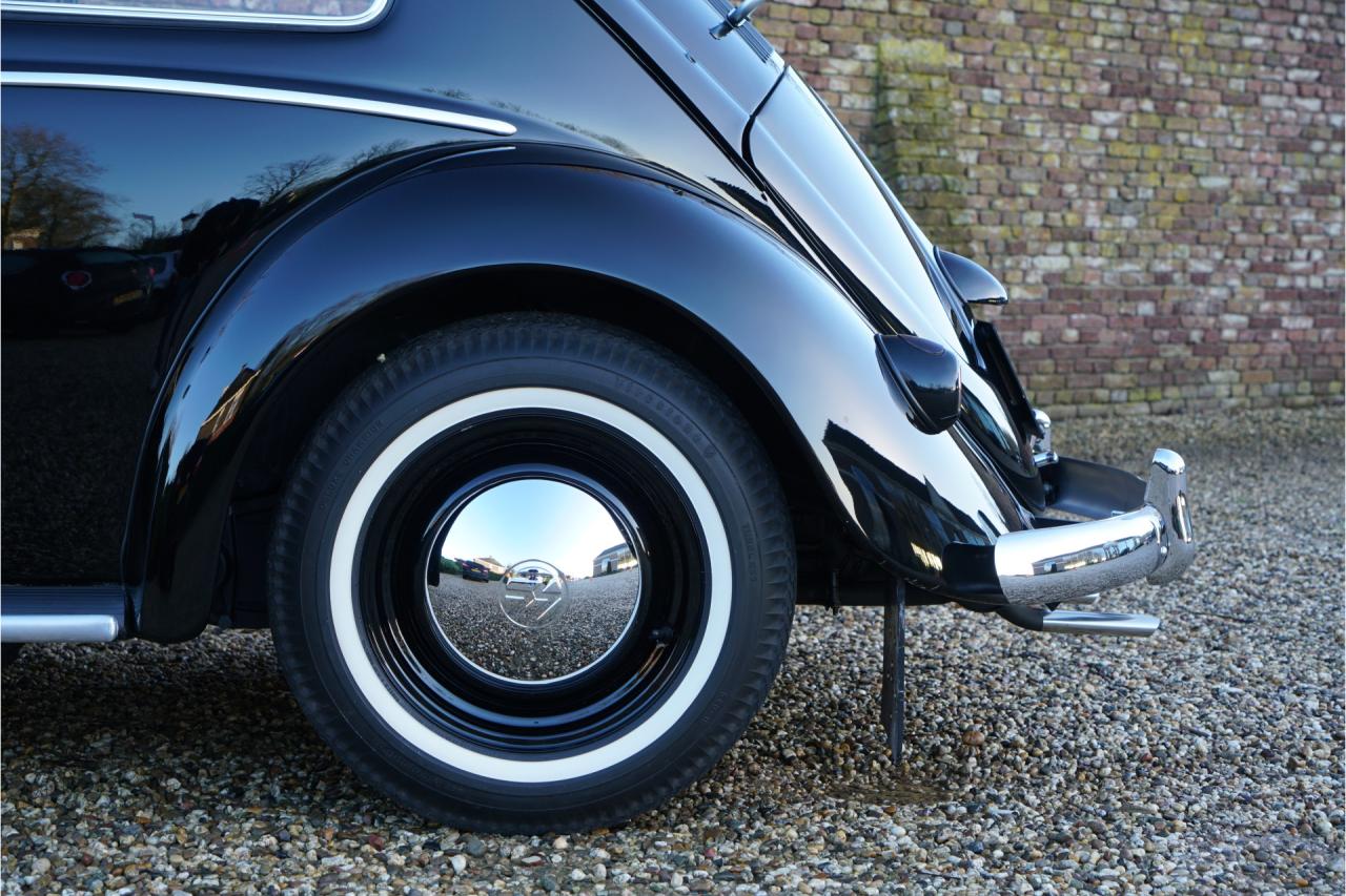1955 Volkswagen Beetle Oval-Window &ldquo;Restored to its original purity&rdquo;