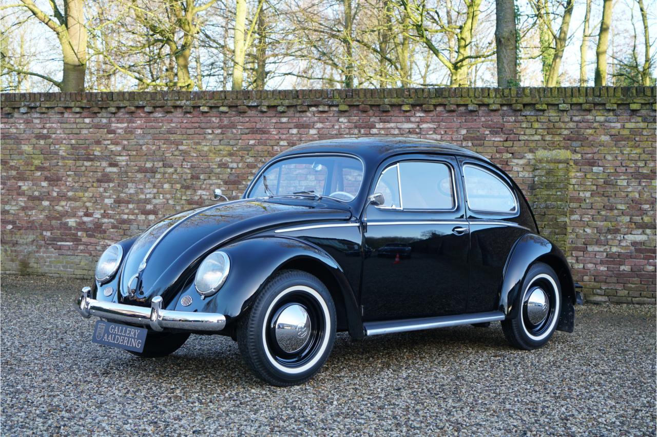 1955 Volkswagen Beetle Oval-Window &ldquo;Restored to its original purity&rdquo;