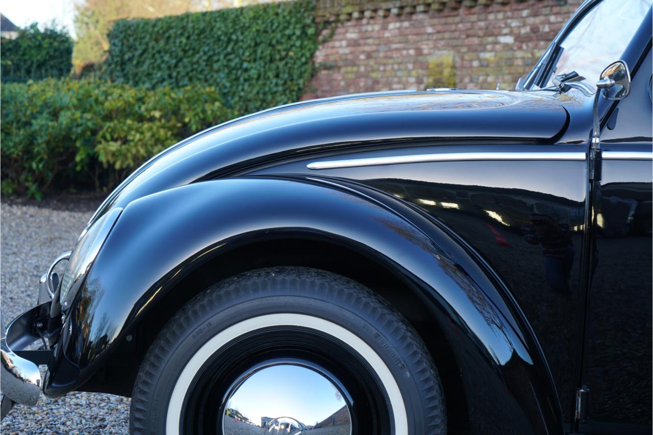 1955 Volkswagen Beetle Oval-Window &ldquo;Restored to its original purity&rdquo;