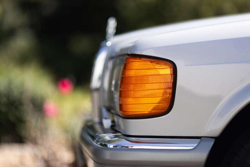 1989 Mercedes - Benz SEL