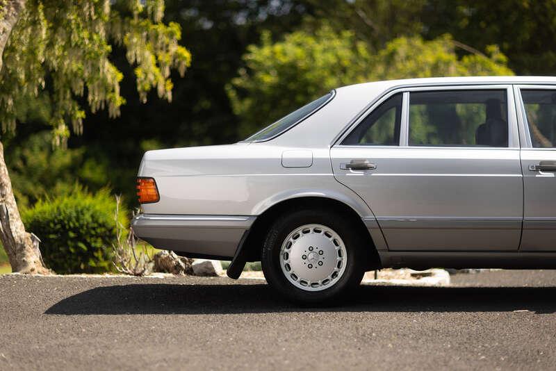 1989 Mercedes - Benz SEL