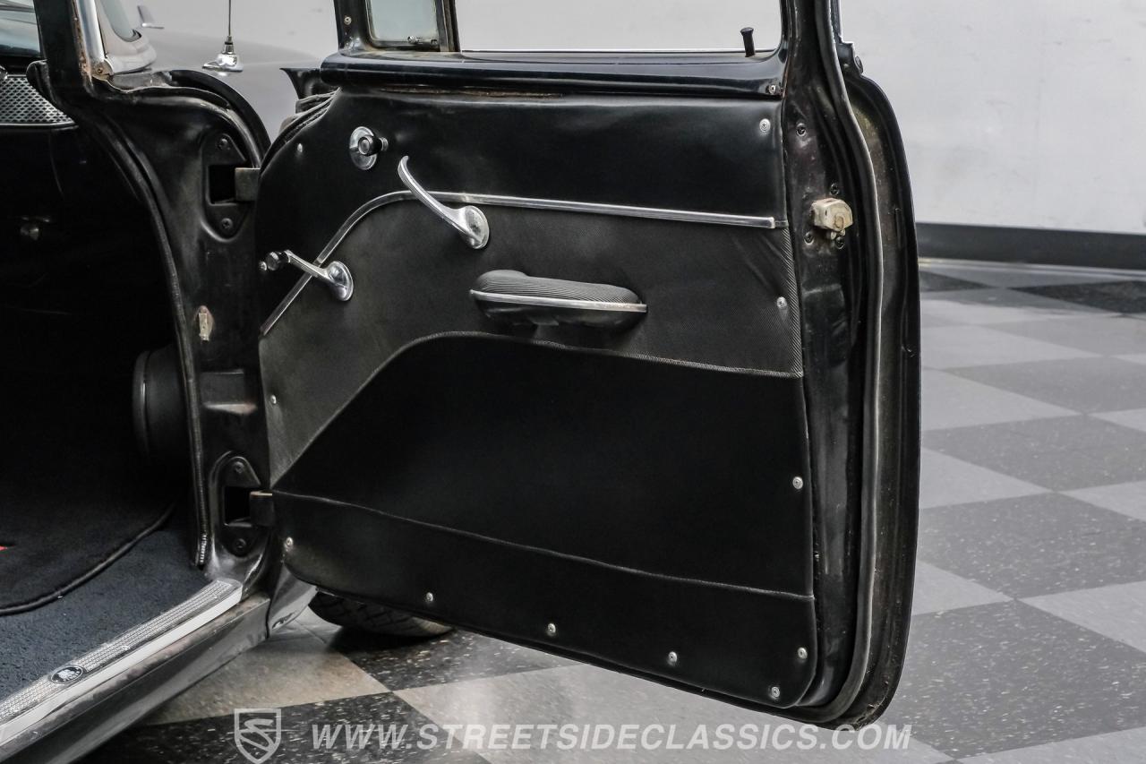 1955 Chevrolet 210 4 Door Sedan Restomod
