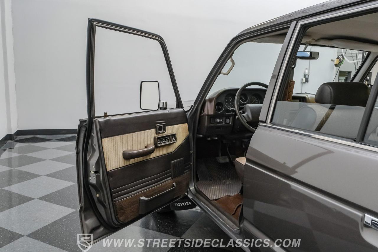1988 Toyota Land Cruiser FJ62