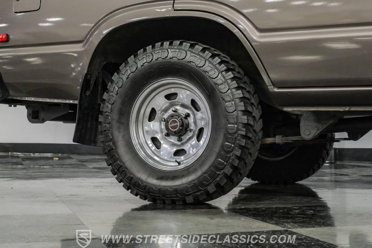 1988 Toyota Land Cruiser FJ62