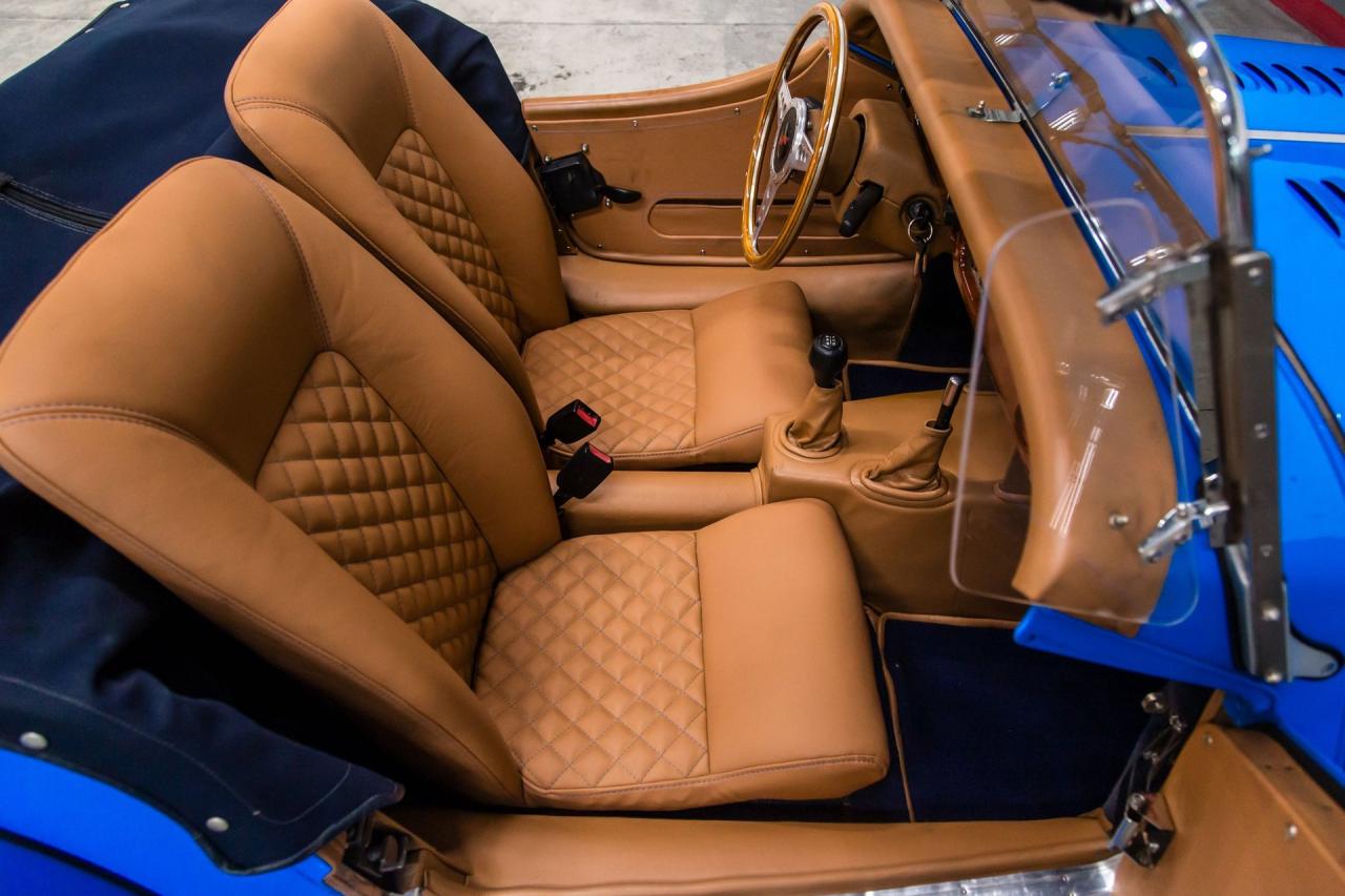 2002 Morgan Plus 8