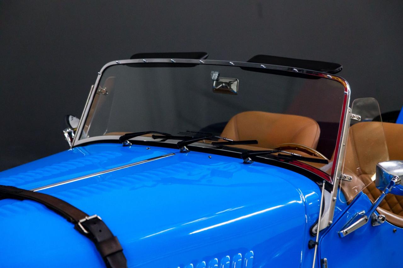2002 Morgan Plus 8