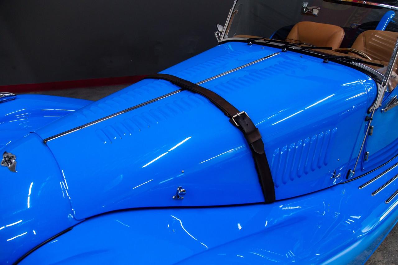 2002 Morgan Plus 8
