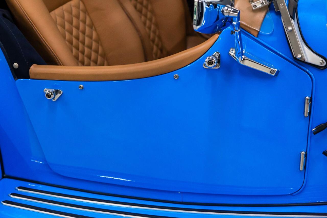 2002 Morgan Plus 8