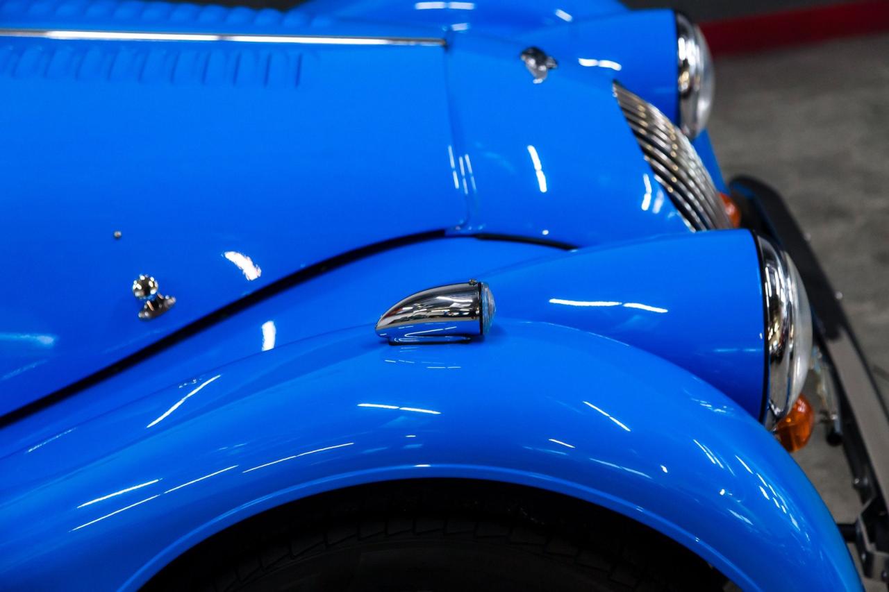 2002 Morgan Plus 8