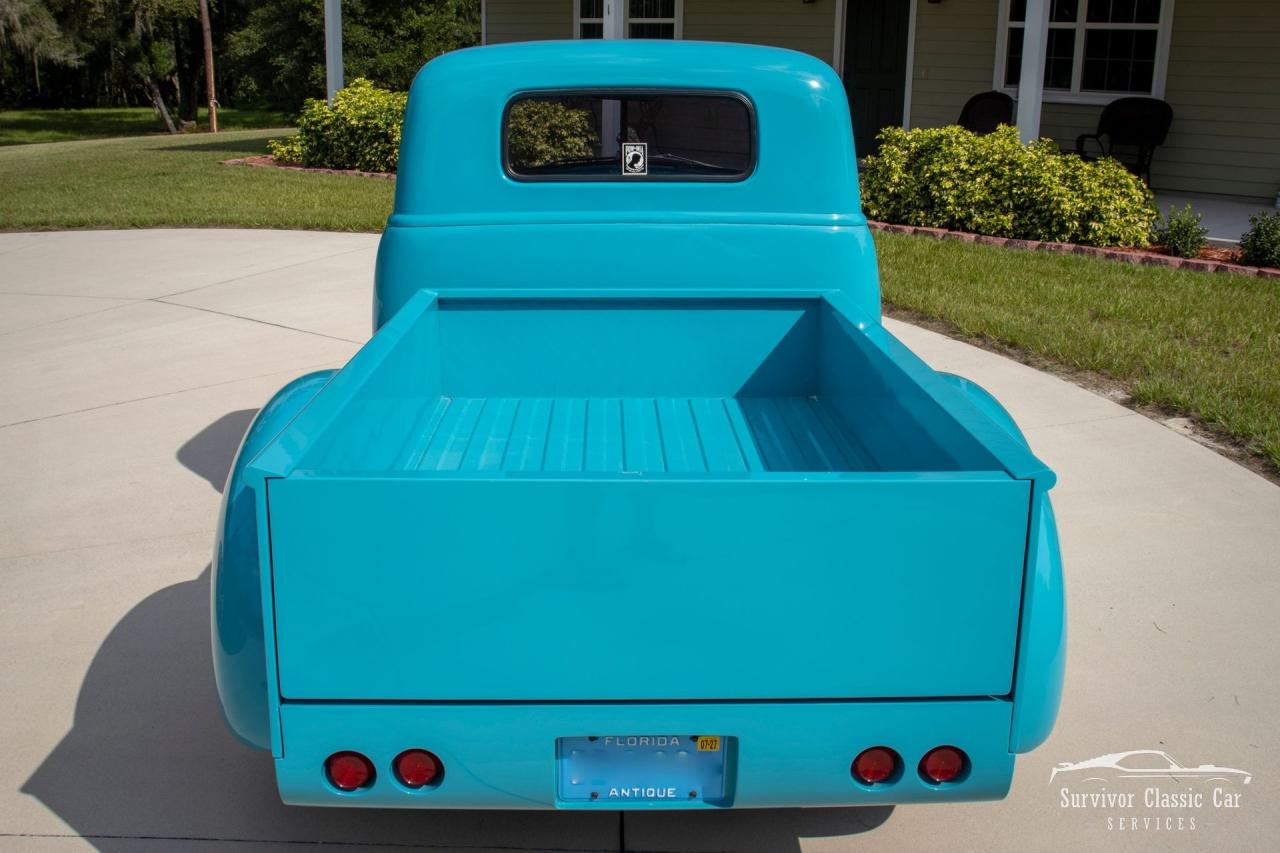 1952 Chevrolet 3100 3 Window Pickup