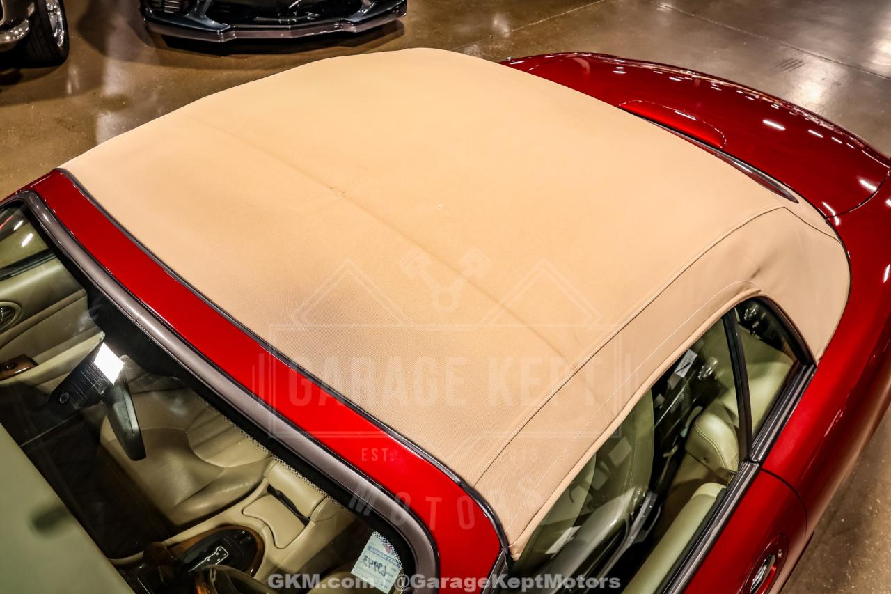 2000 Jaguar XK-Series