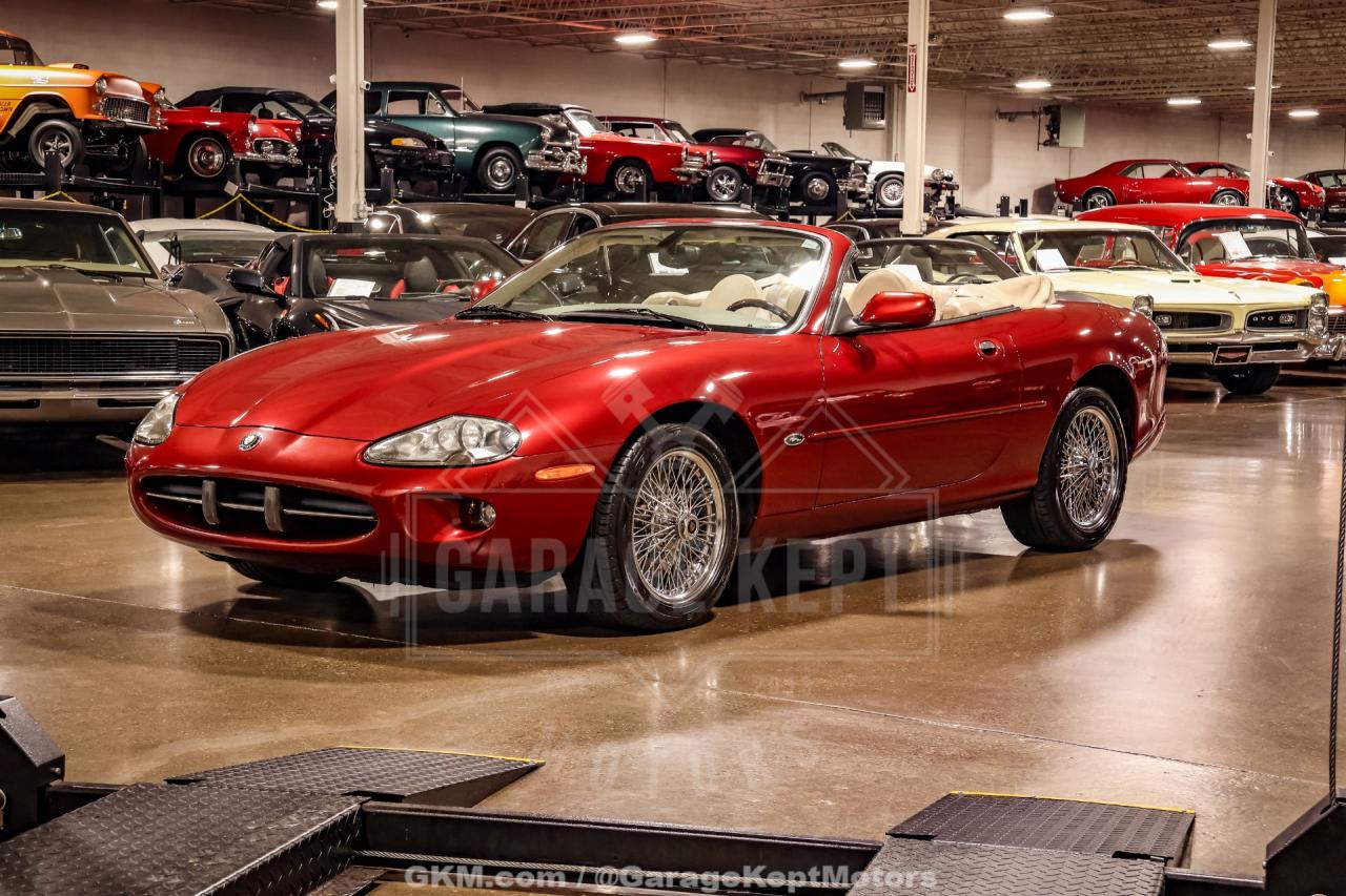 2000 Jaguar XK-Series
