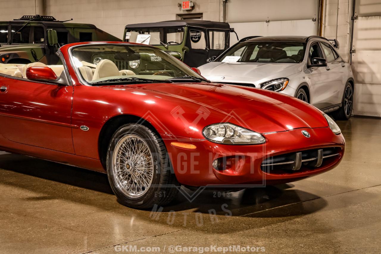 2000 Jaguar XK-Series
