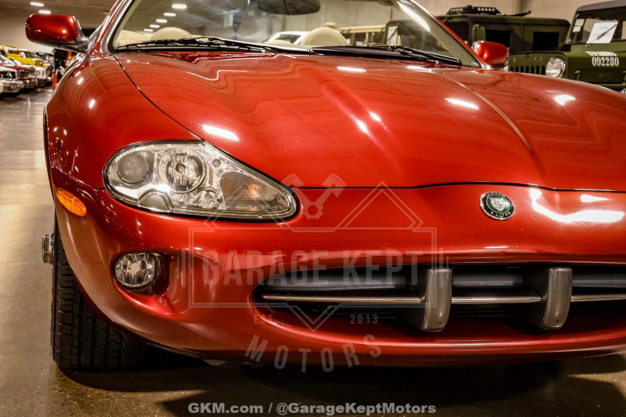 2000 Jaguar XK-Series