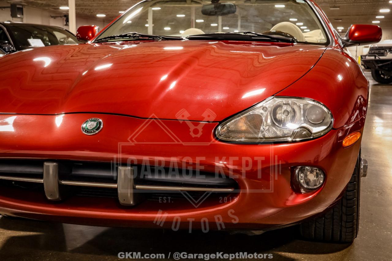 2000 Jaguar XK-Series