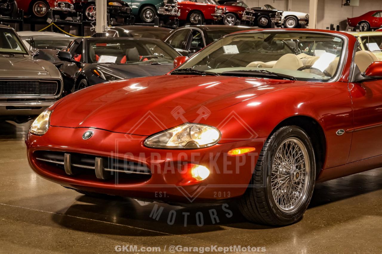 2000 Jaguar XK-Series