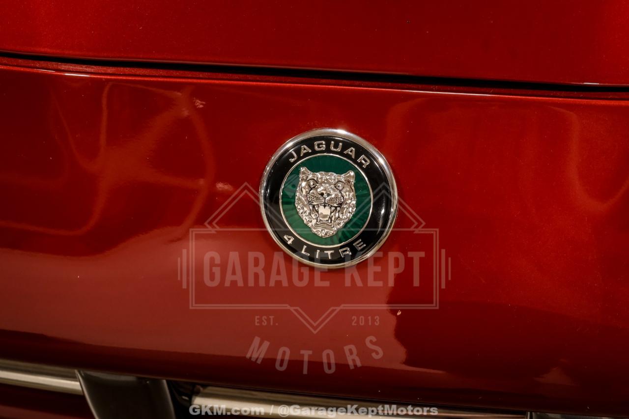 2000 Jaguar XK-Series