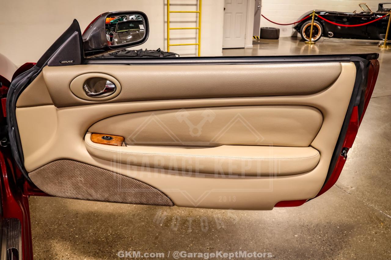 2000 Jaguar XK-Series
