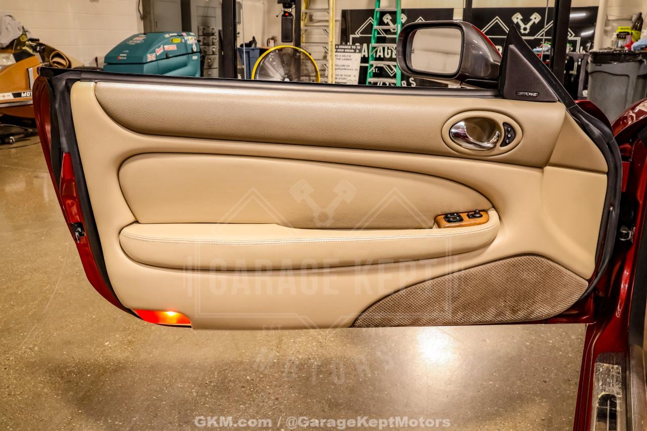 2000 Jaguar XK-Series