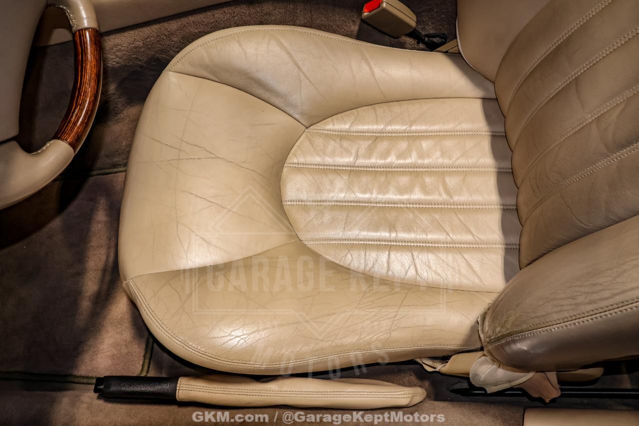 2000 Jaguar XK-Series