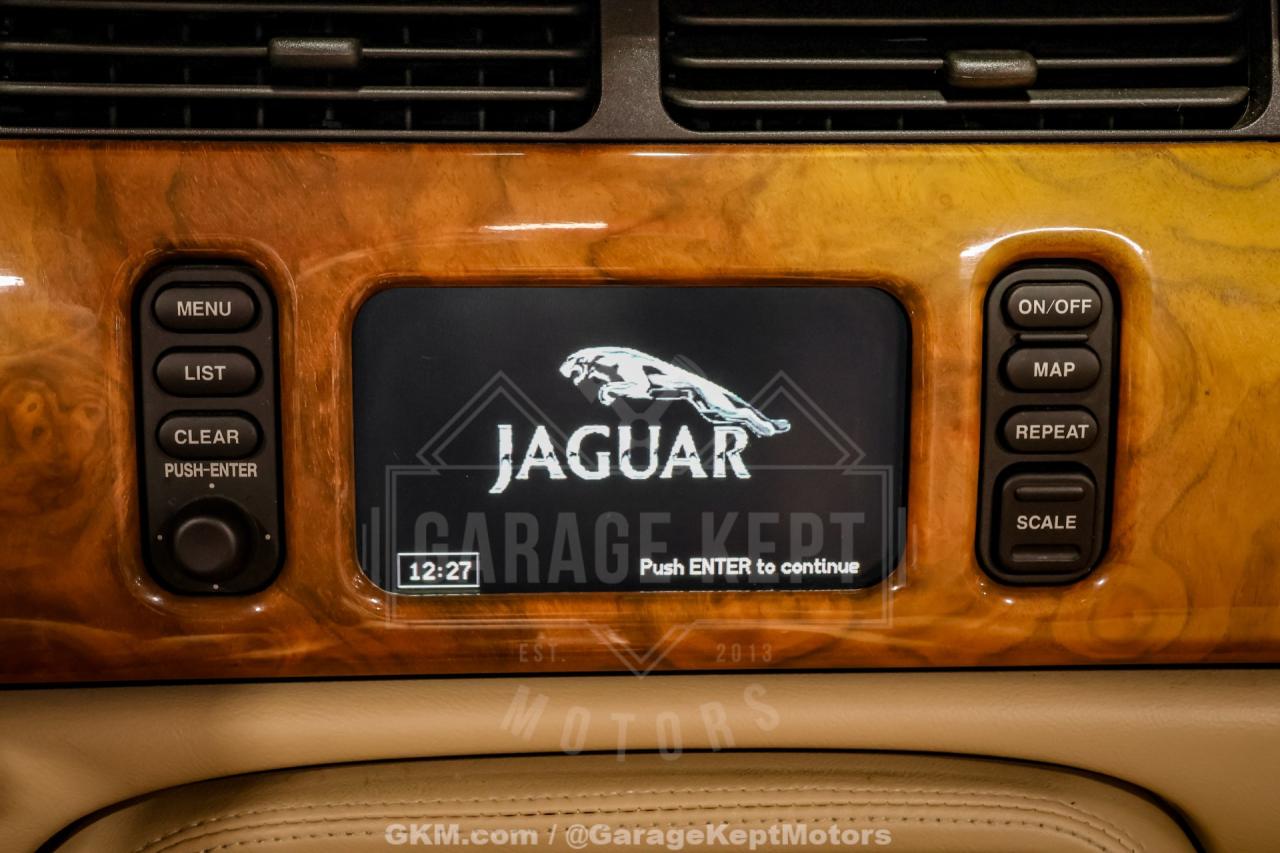 2000 Jaguar XK-Series