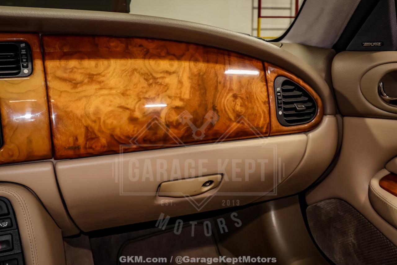 2000 Jaguar XK-Series