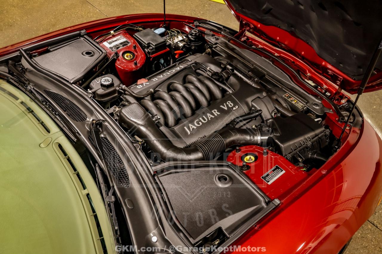 2000 Jaguar XK-Series
