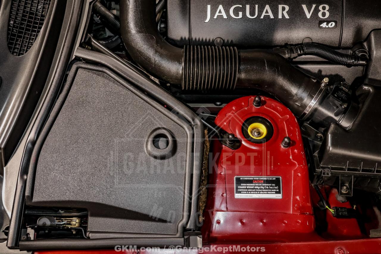 2000 Jaguar XK-Series