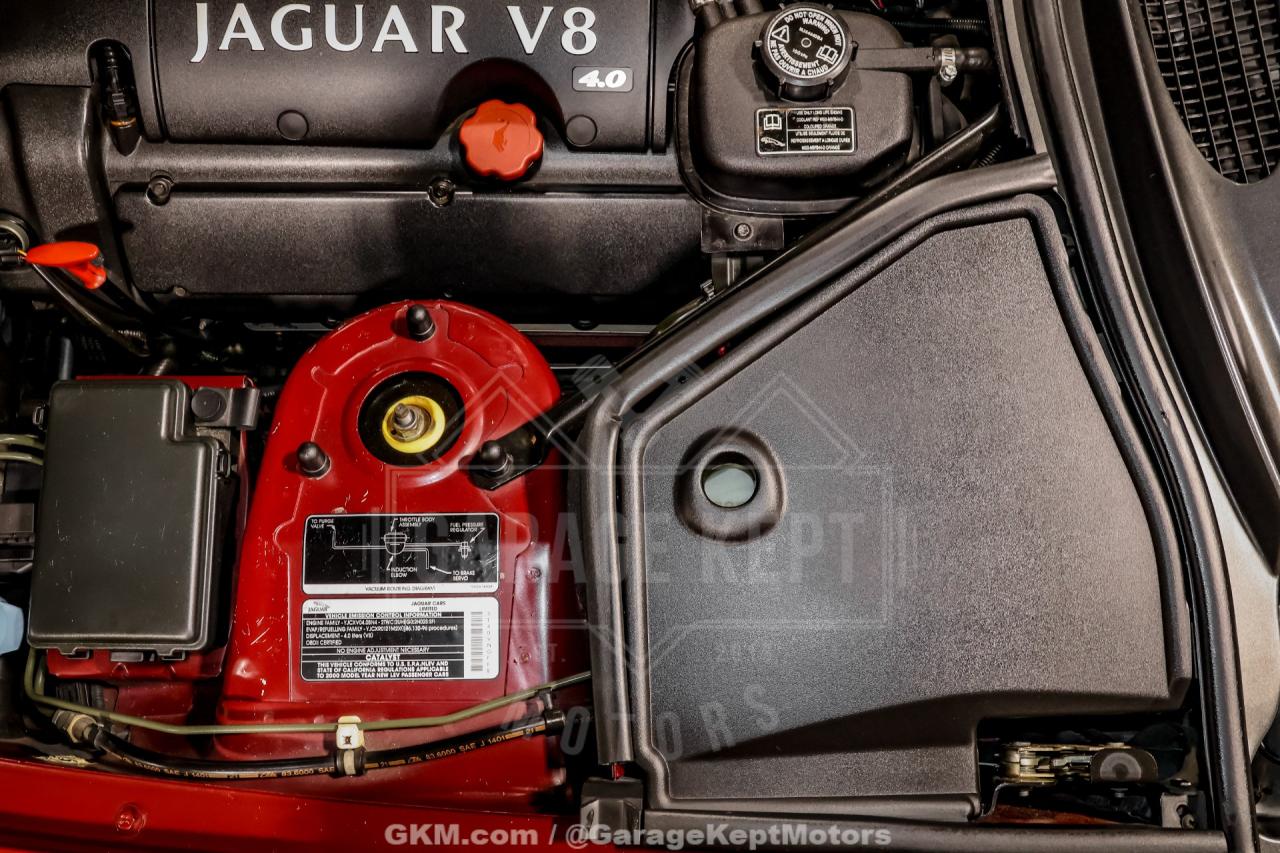 2000 Jaguar XK-Series