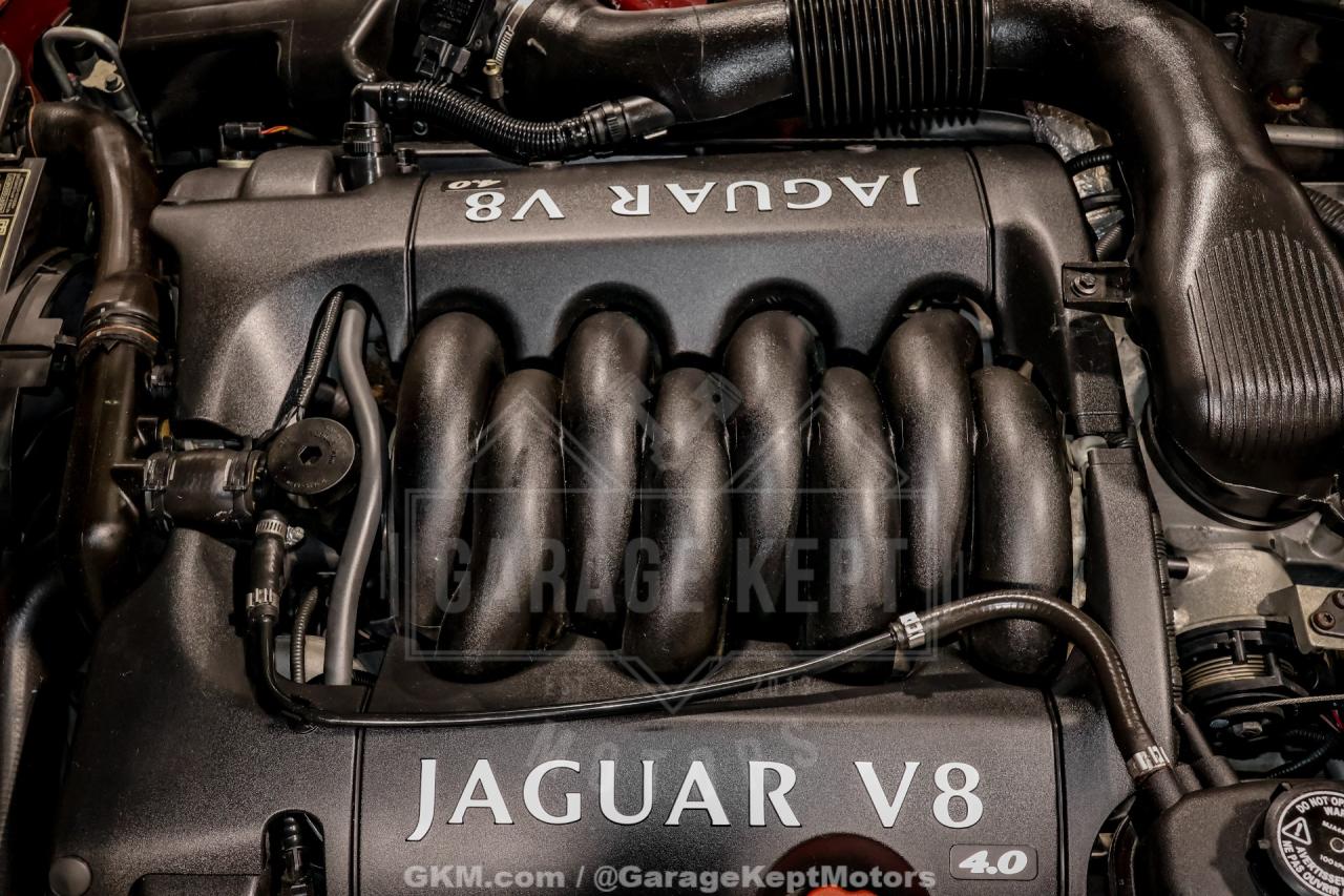 2000 Jaguar XK-Series