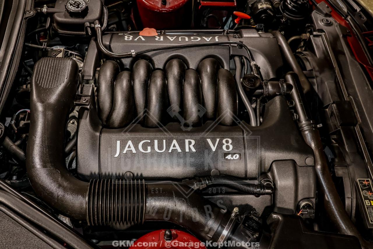 2000 Jaguar XK-Series