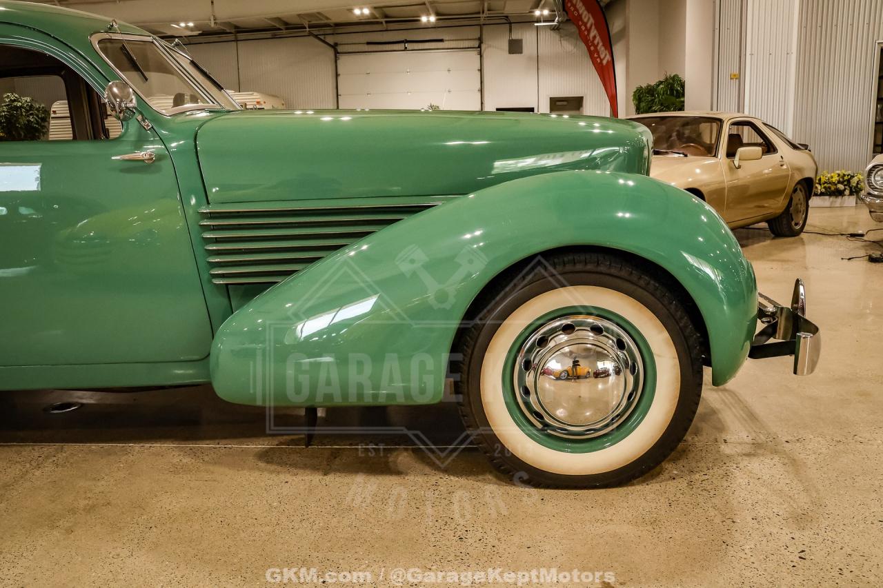 1936 Cord 810 Westchester