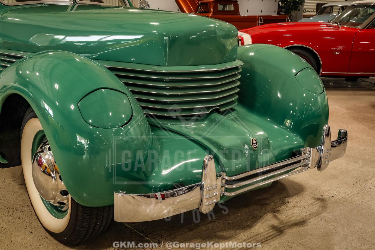 1936 Cord 810 Westchester