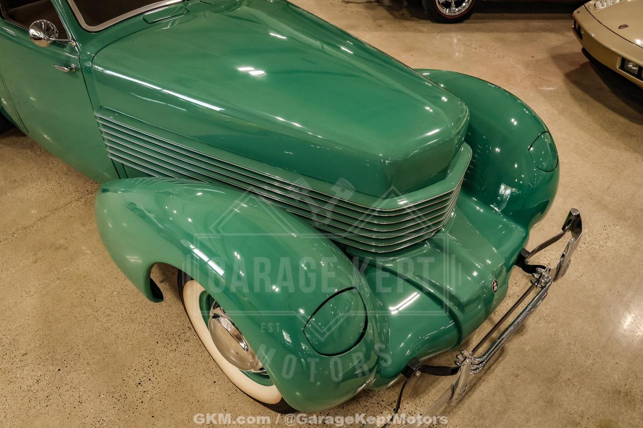 1936 Cord 810 Westchester