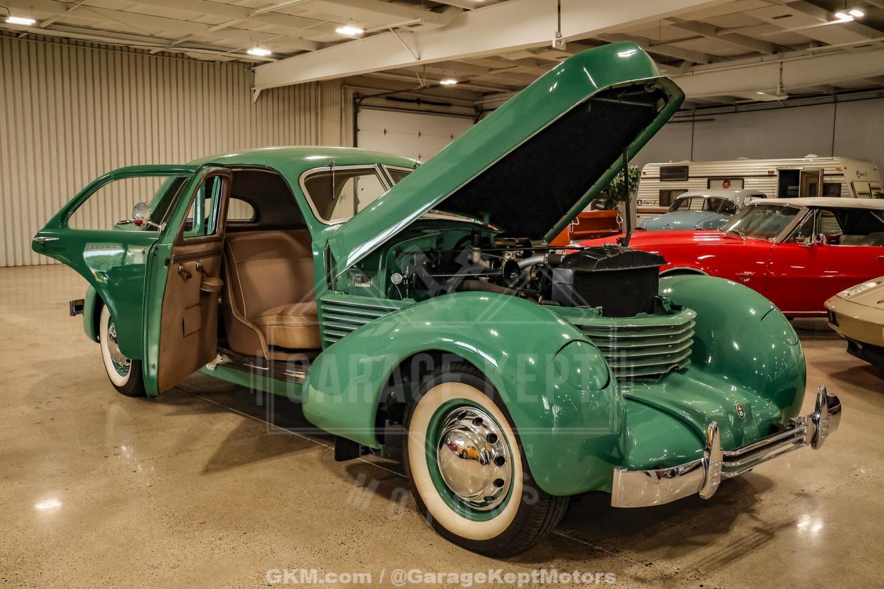 1936 Cord 810 Westchester