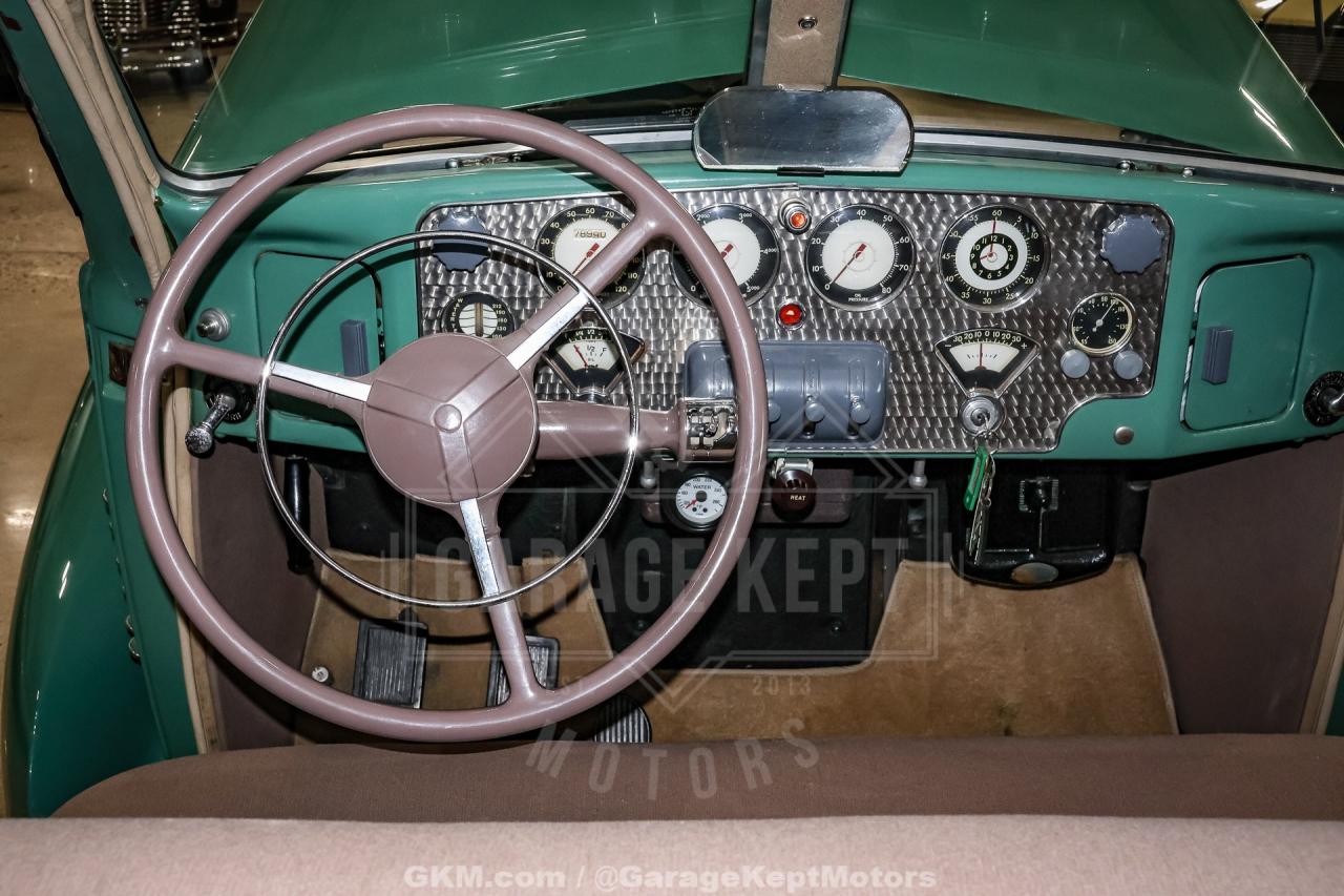 1936 Cord 810 Westchester