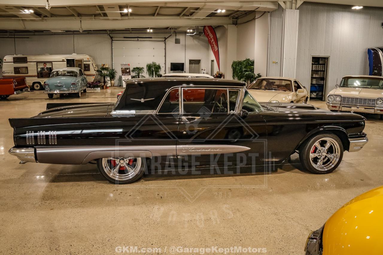 1960 Ford Thunderbird