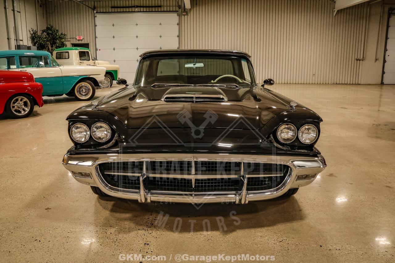 1960 Ford Thunderbird
