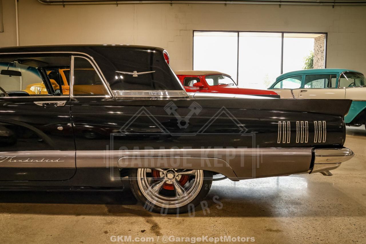 1960 Ford Thunderbird