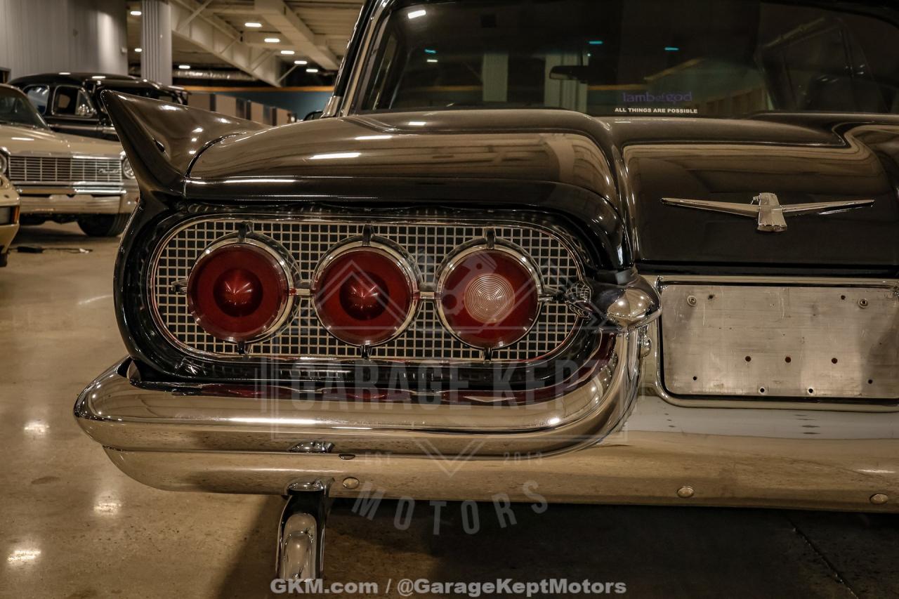 1960 Ford Thunderbird