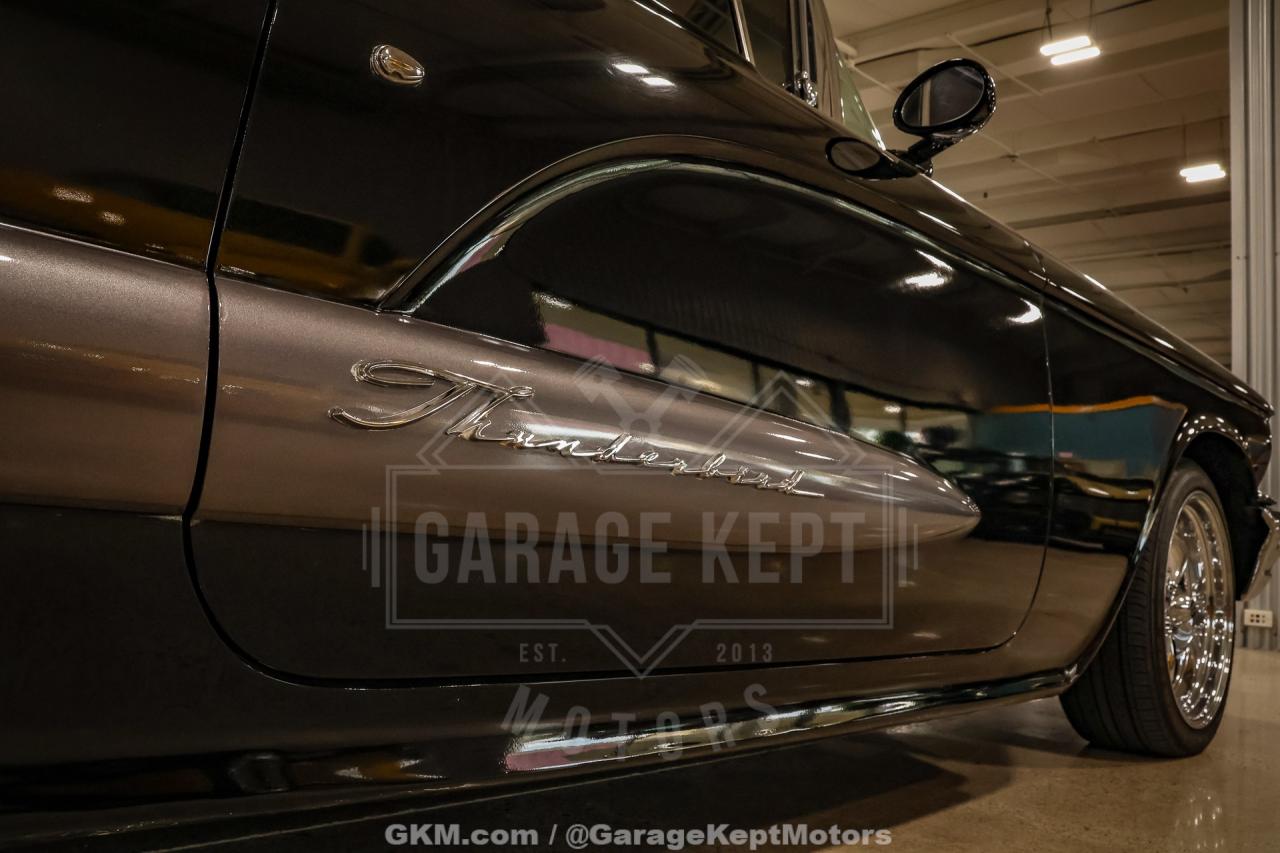 1960 Ford Thunderbird