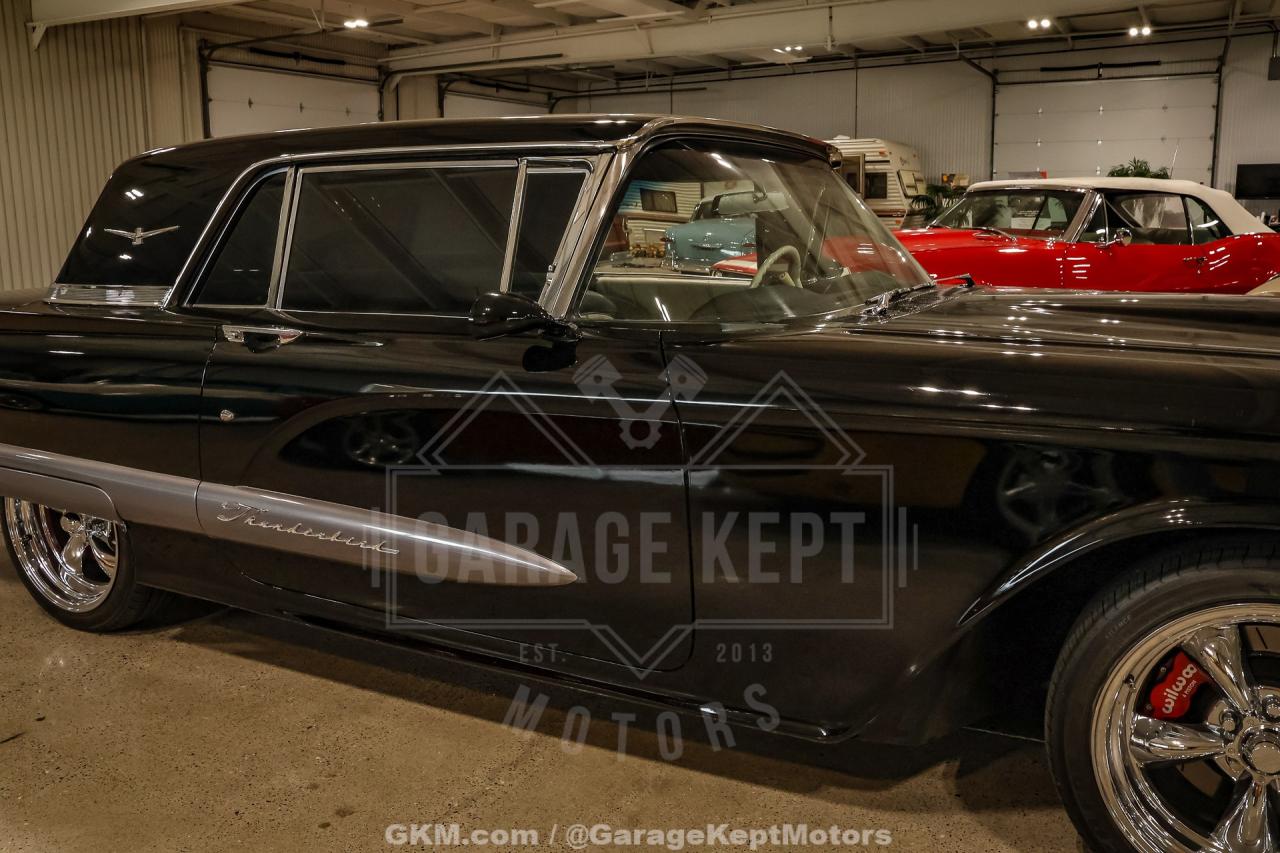 1960 Ford Thunderbird