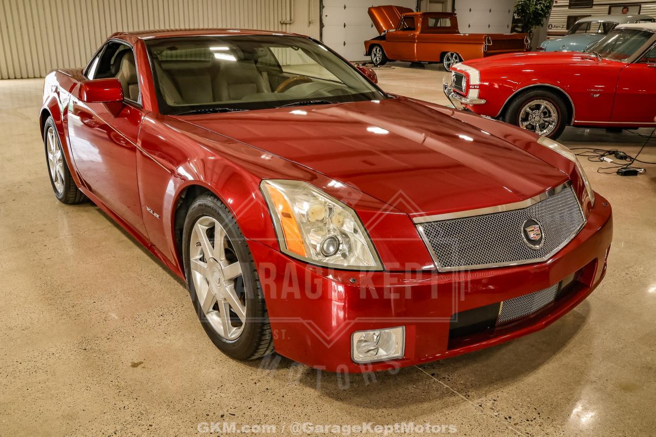 2005 Cadillac XLR