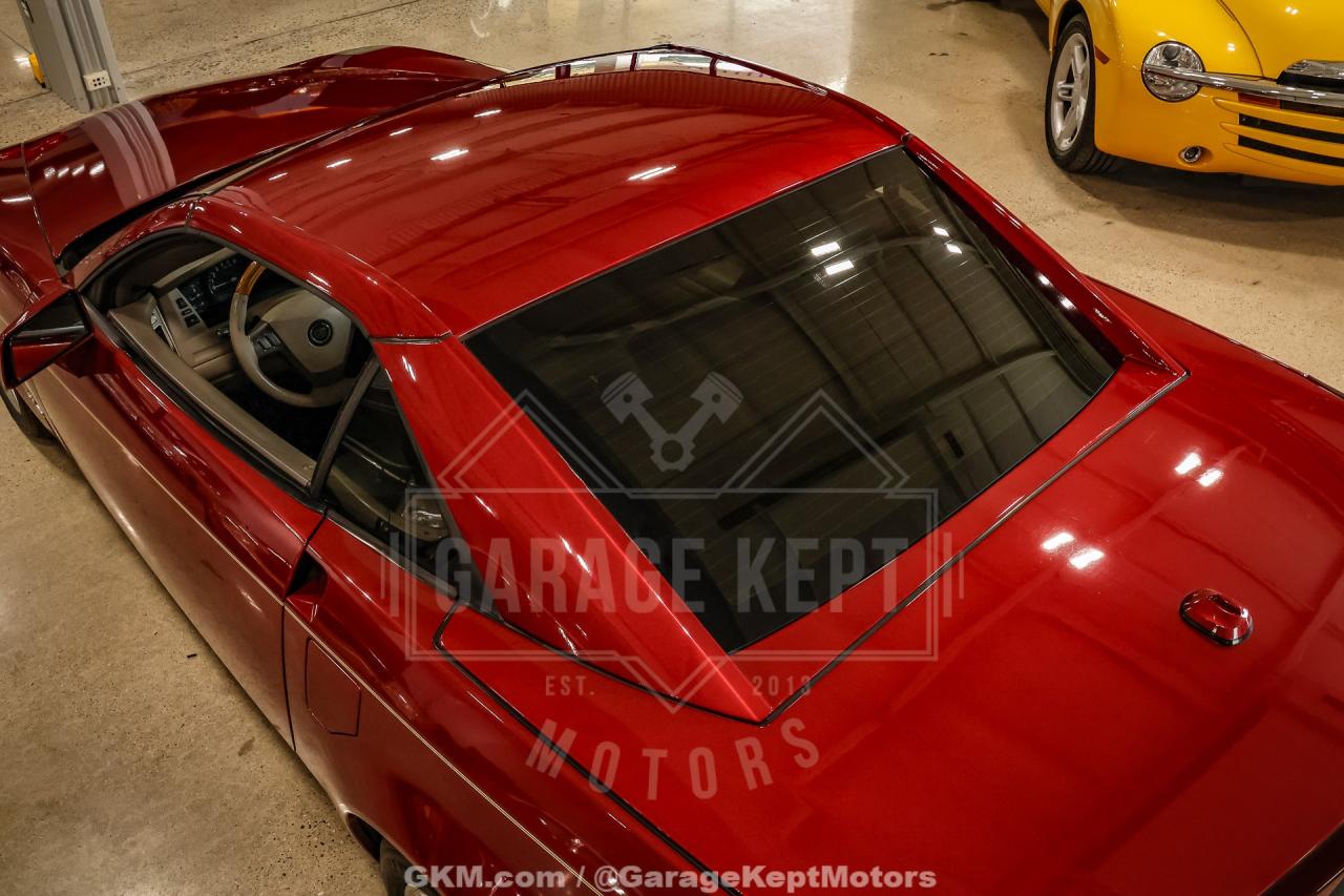 2005 Cadillac XLR