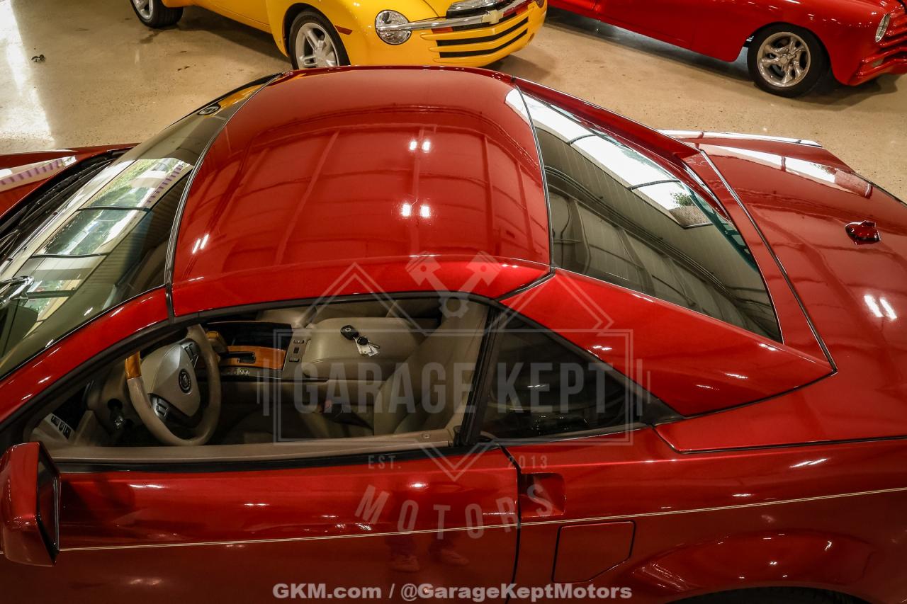 2005 Cadillac XLR