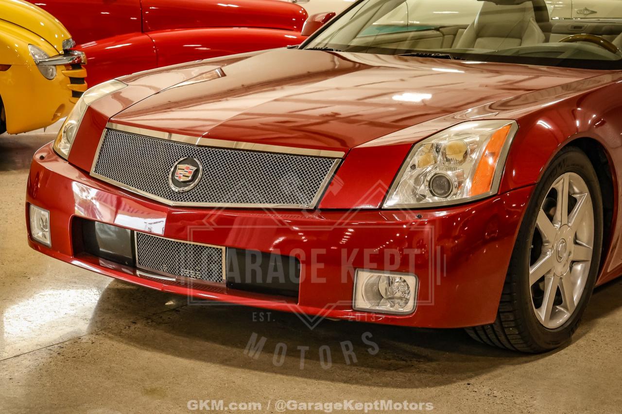 2005 Cadillac XLR