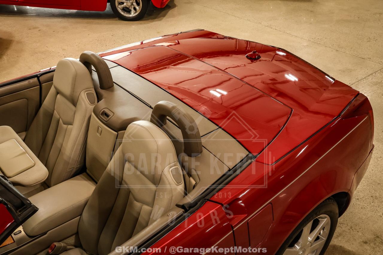 2005 Cadillac XLR