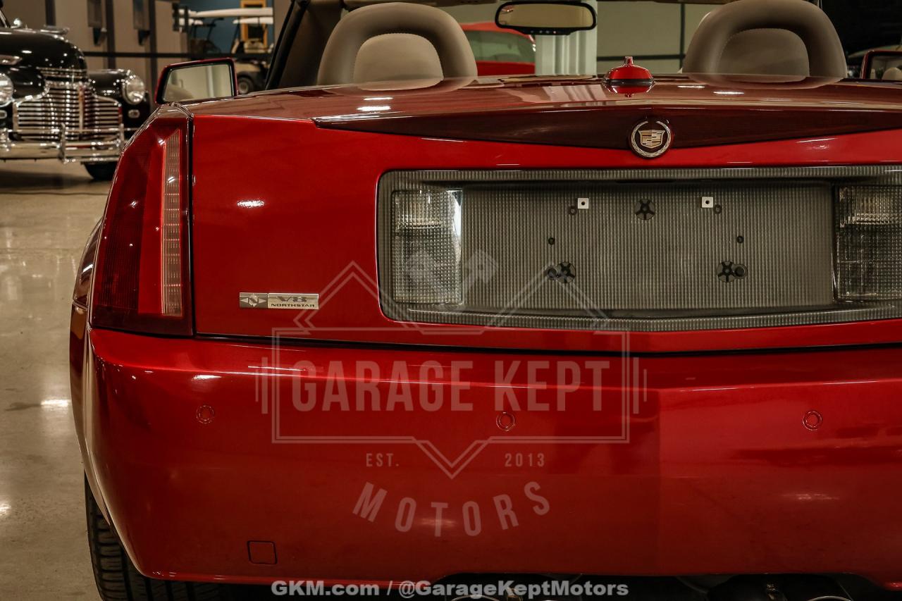 2005 Cadillac XLR