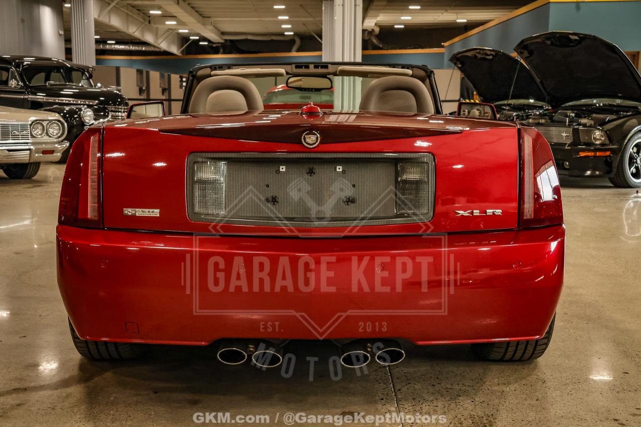 2005 Cadillac XLR