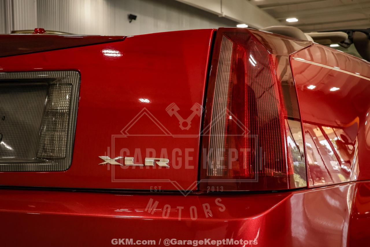 2005 Cadillac XLR
